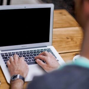 Spring Petals Wallpaper #005